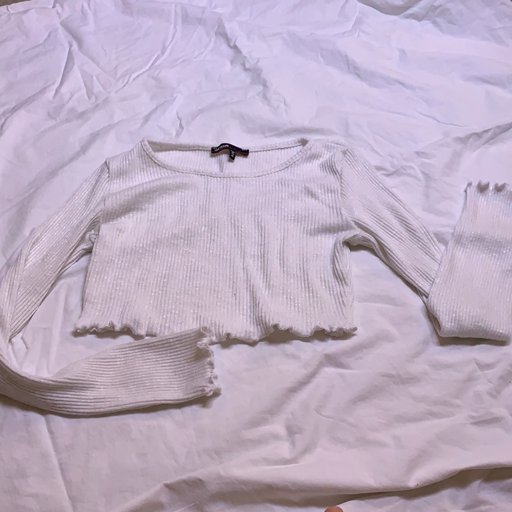 Cropped sweater top